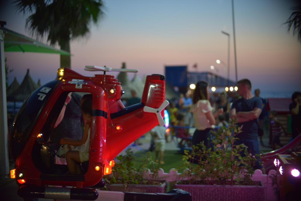 Klajdi Resort & Spa Голем Екстериор снимка A drone taxi in Dubai